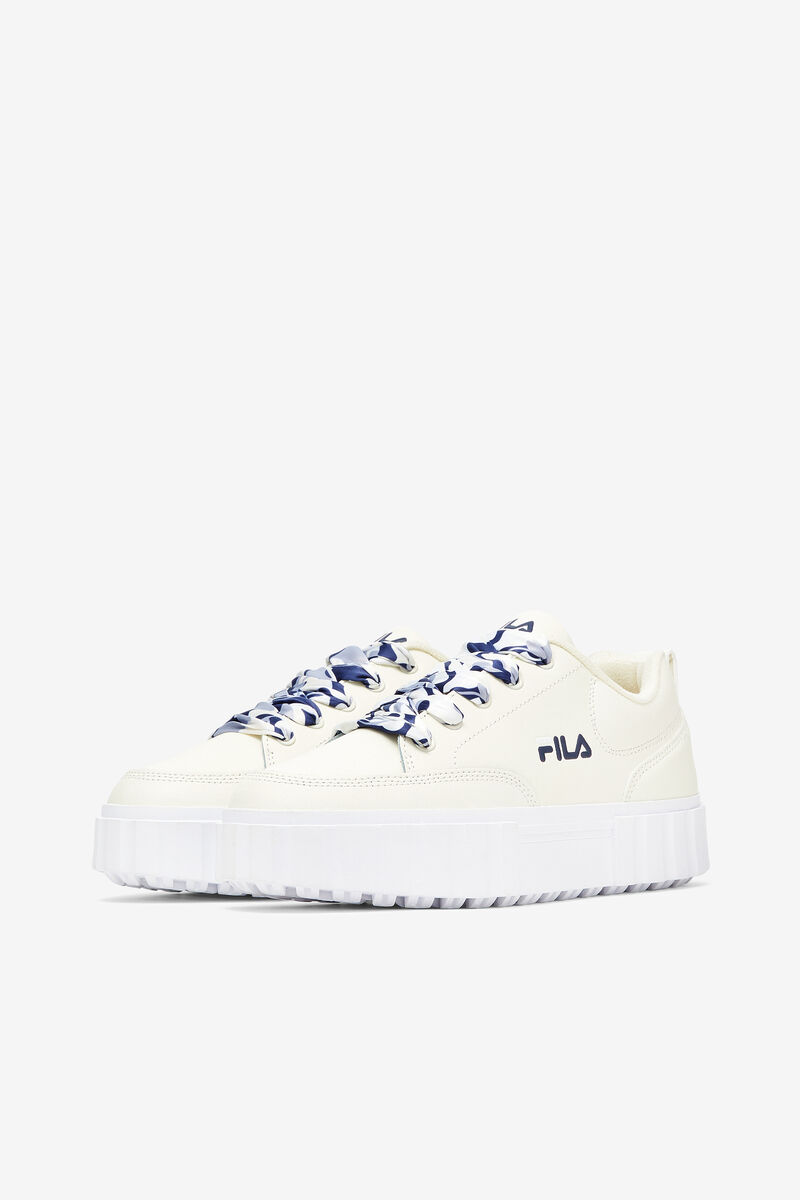 Fila Sandblast Low Satin Lace White / Navy / White | CjkoTyMRseO